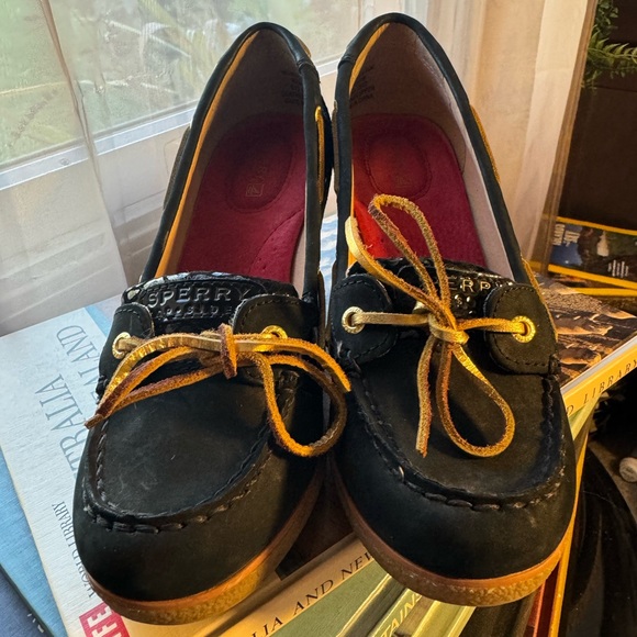 Sperry Topsiders 8.5 back with black leopard print design side - Picture 5 of 6